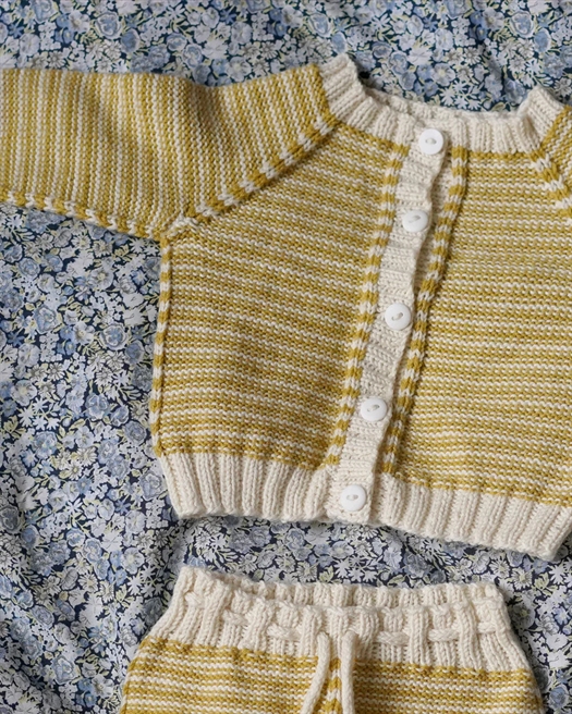 ANHOLT CARDIGAN - BABY fra Kit Couture